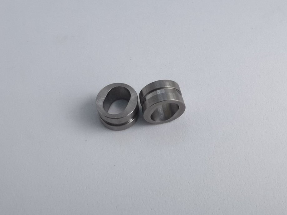 Elliptical axis bushing